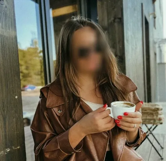 Emma, 27 años