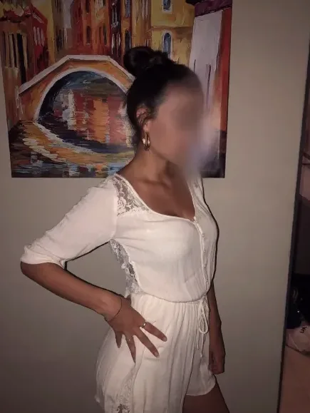 Nawal, 32 años