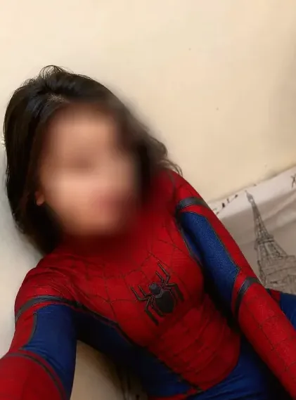 Raquel, 25 años